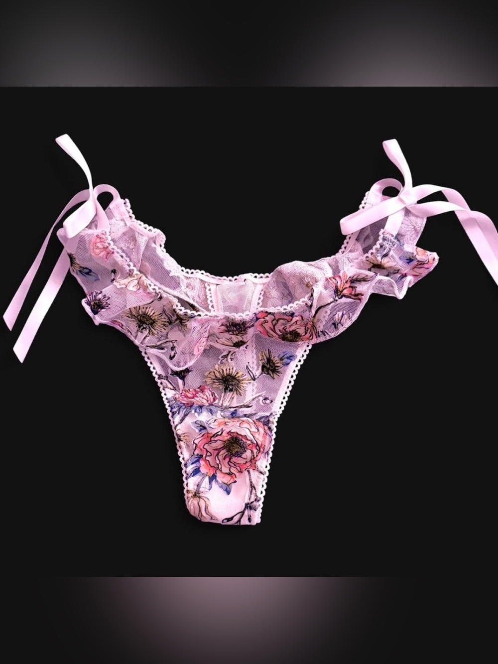 Victoria’s Secret Dream Angels Floral Embroidered Ruffle Thong Panty S